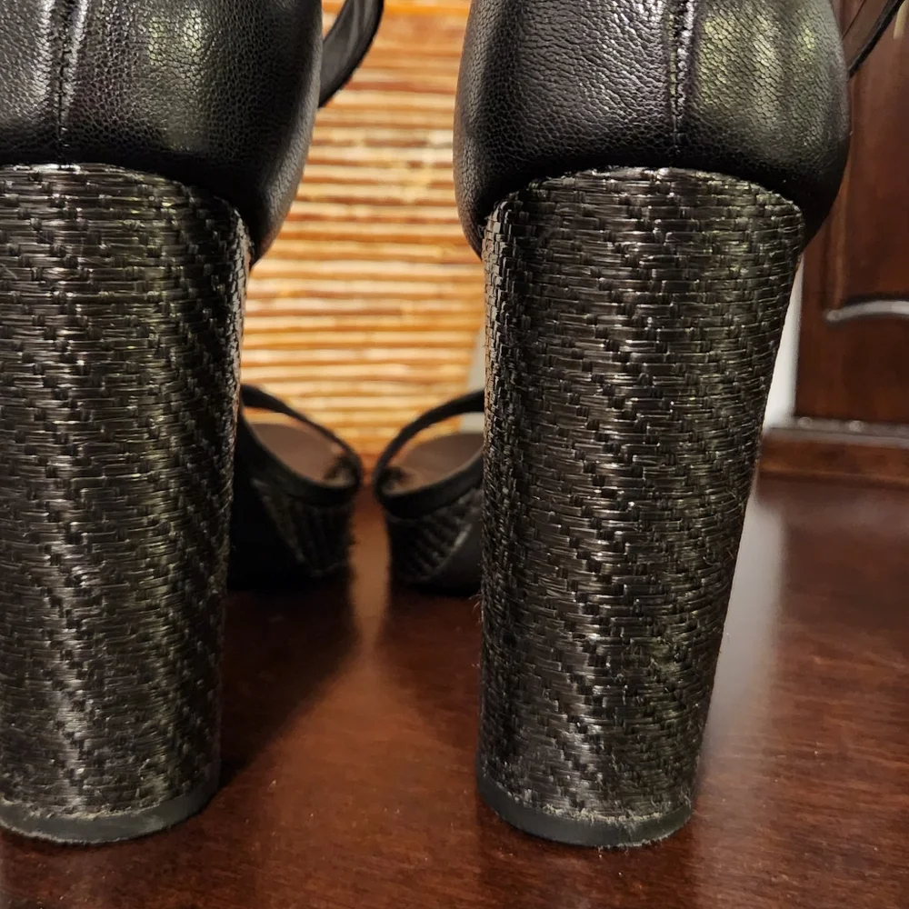 Heels - Picture 9 of 9